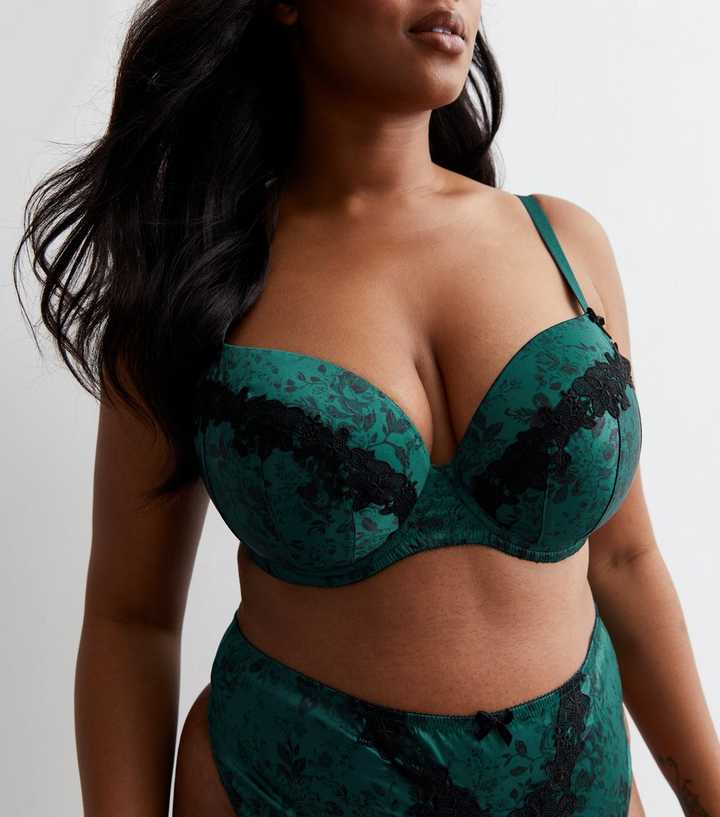 Women's sexy bra and lingerie set, paired with green lace satin underwear