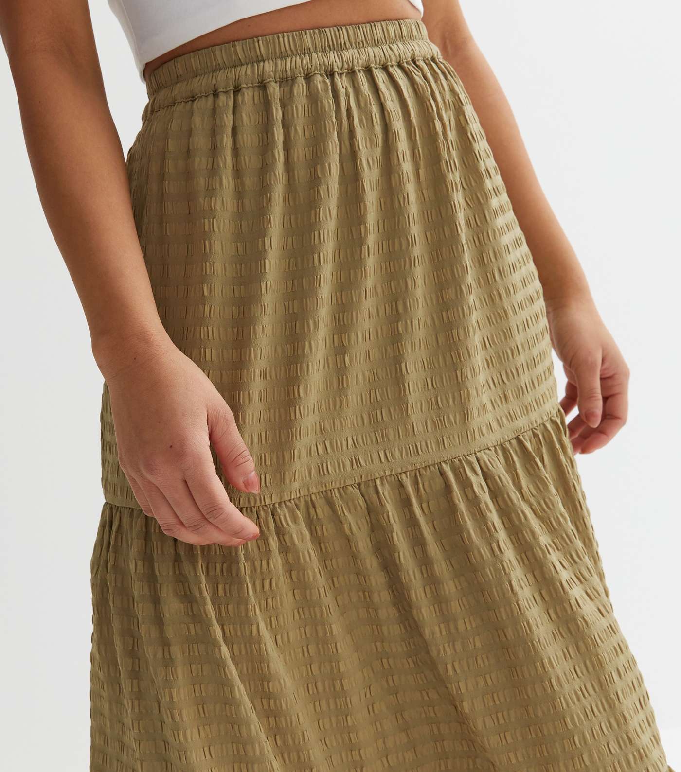 Petite Khaki Textured Tiered Midi Skirt Image 3