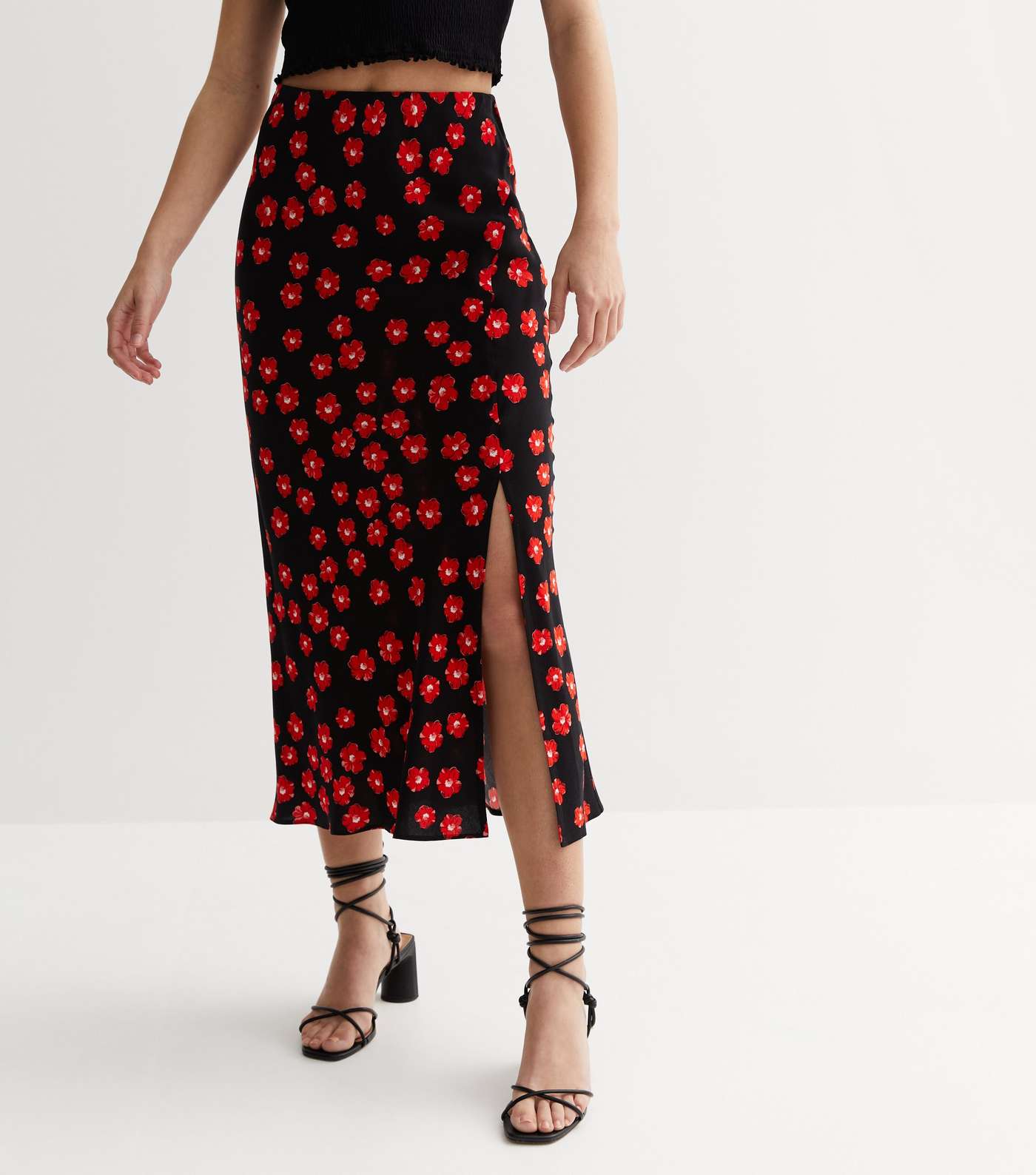 Black Poppy Print Midaxi Skirt Image 2