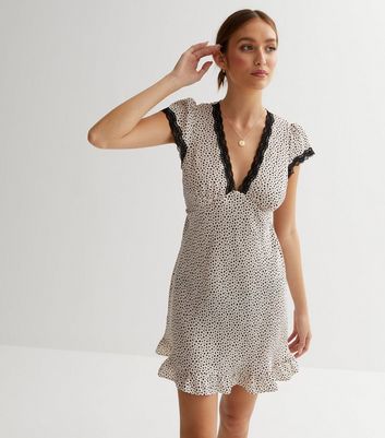 Lace trim hot sale mini dress