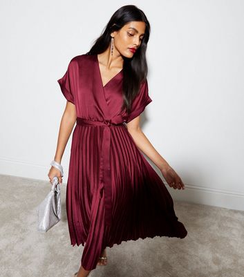 Burgundy 2024 wrap dress