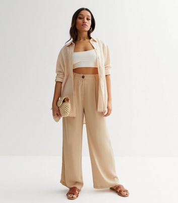 Forever New Trousers and Pants  Buy Forever New Mariana Petite Wide Leg  Pant Online  Nykaa Fashion