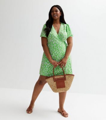 New look store curve wrap dress