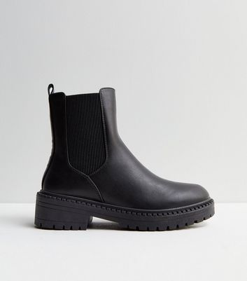 Flat chunky shop chelsea boots