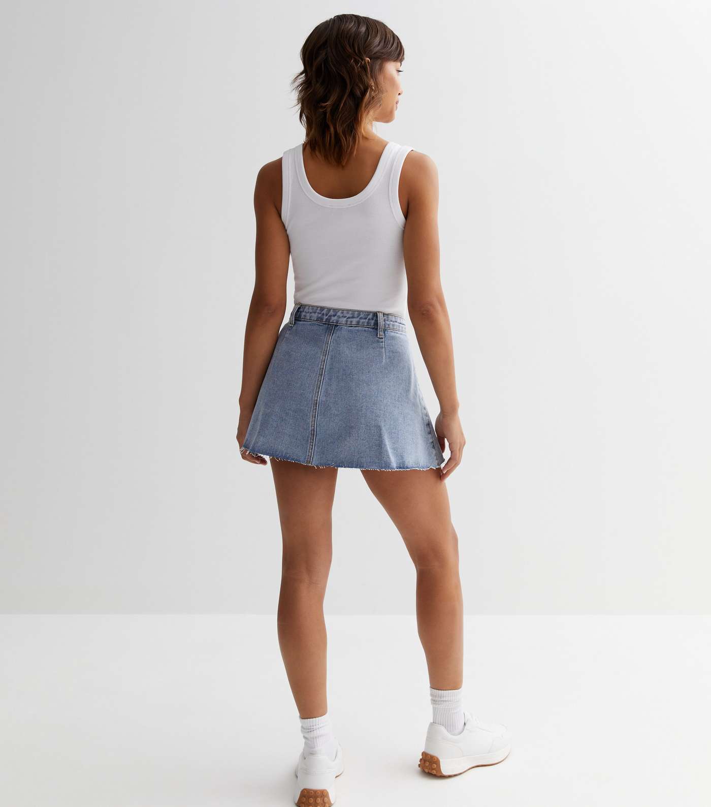 Blue Denim Pleated Mini Skirt Image 4