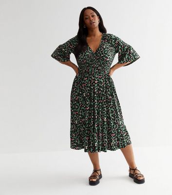 New look green on sale leopard print dress