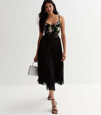 Black lace clearance floral embroidered dress