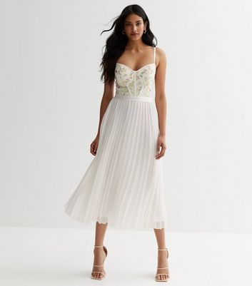 White midi sales embroidered dress