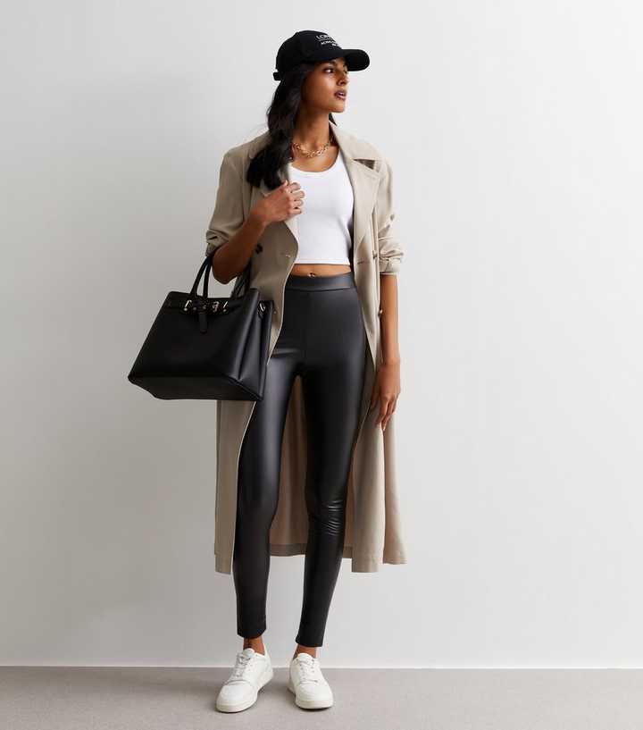 https://media2.newlookassets.com/i/newlook/866690701/womens/clothing/leggings/jdy-black-leather-look-leggings.jpg?strip=true&qlt=50&w=720