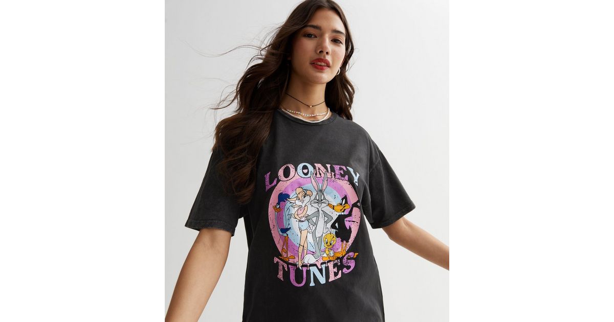 black looney tunes shirt