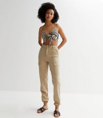 Womens Petite and Tall Trousers  Stradivarius United Kingdom