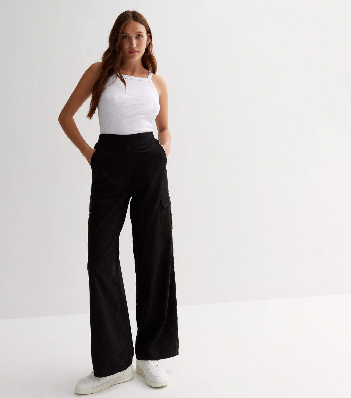 Women's Black Wide Leg Cargo Trousers New Look