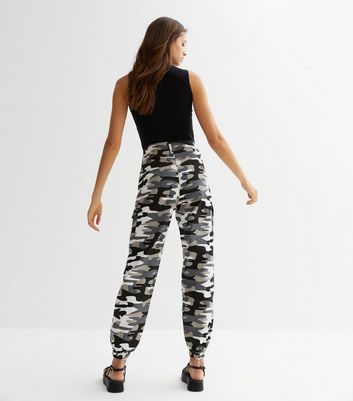 Urban Bliss White Camo Cuffed Cargo Trousers New Look