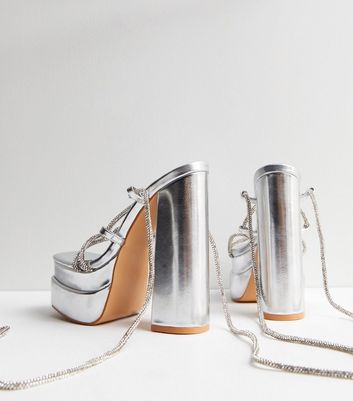 Metallic Shoes Are the New Neutral in Hollywood, and the Style Is on Sale  for Up to 55% Off at Nordstrom
