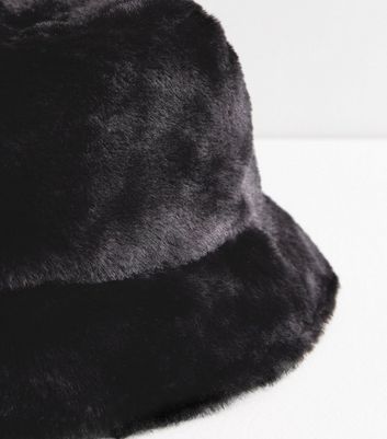 Black Faux Fur Bucket Hat New Look