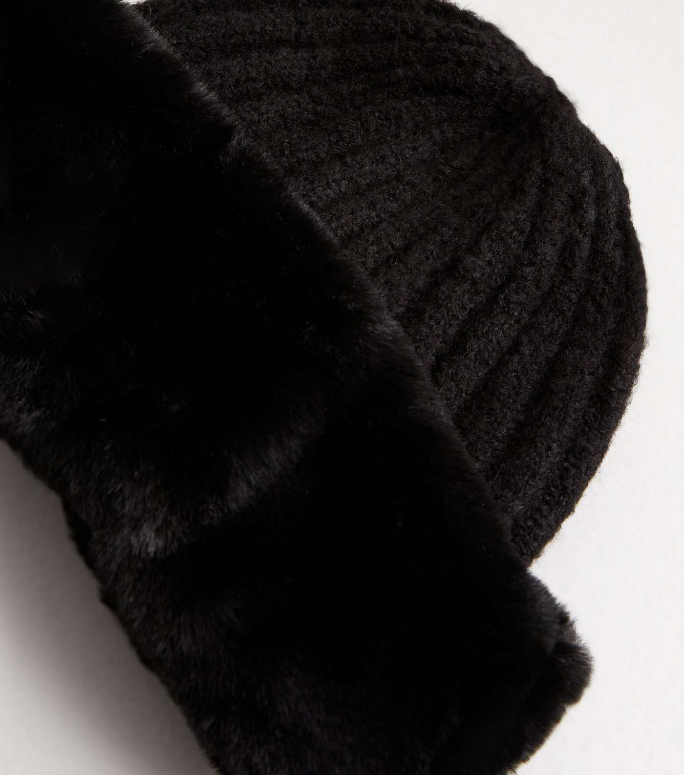 Black Faux Fur Trim Beanie Hat Image 3