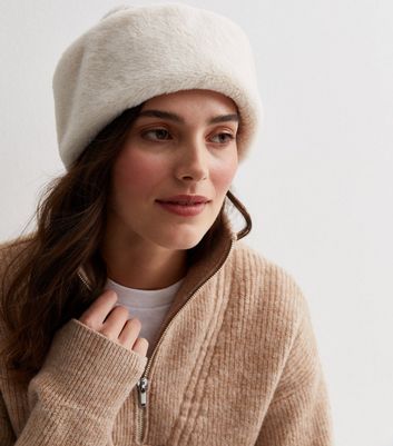 Women's fur best sale trimmed winter hats