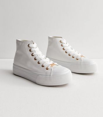 Gucci best sale look trainers