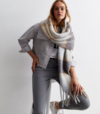 Light Grey Check Brushed Tassel Scarf New Look