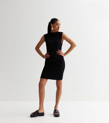 Black hotsell sleeveless dress