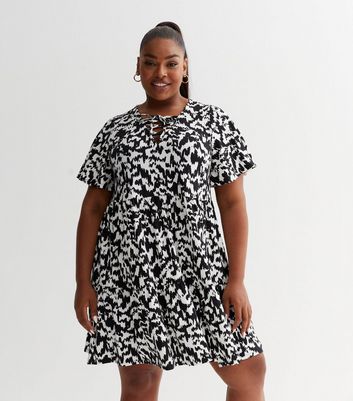 Curves Black Abstract Tie Front Mini Smock Dress | New Look