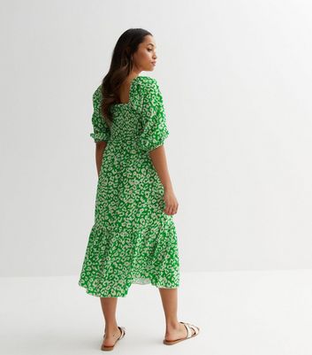 Petite Green Leopard Print Puff Sleeve Midi Dress New Look