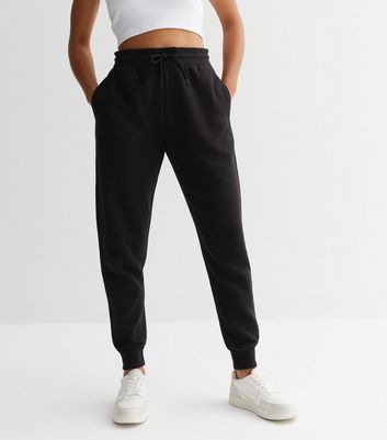 Thin store black joggers