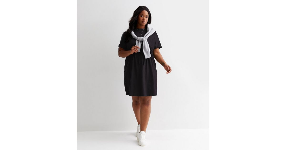 curve black tie dresses