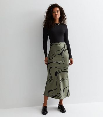 Tall Khaki Satin Wave Print Midaxi Skirt New Look