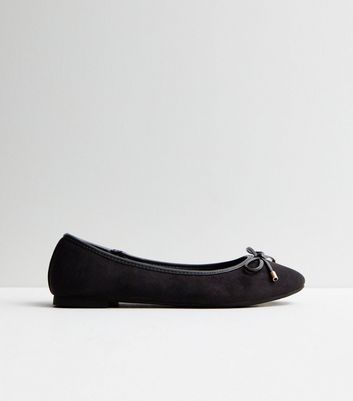 Square on sale toed pumps