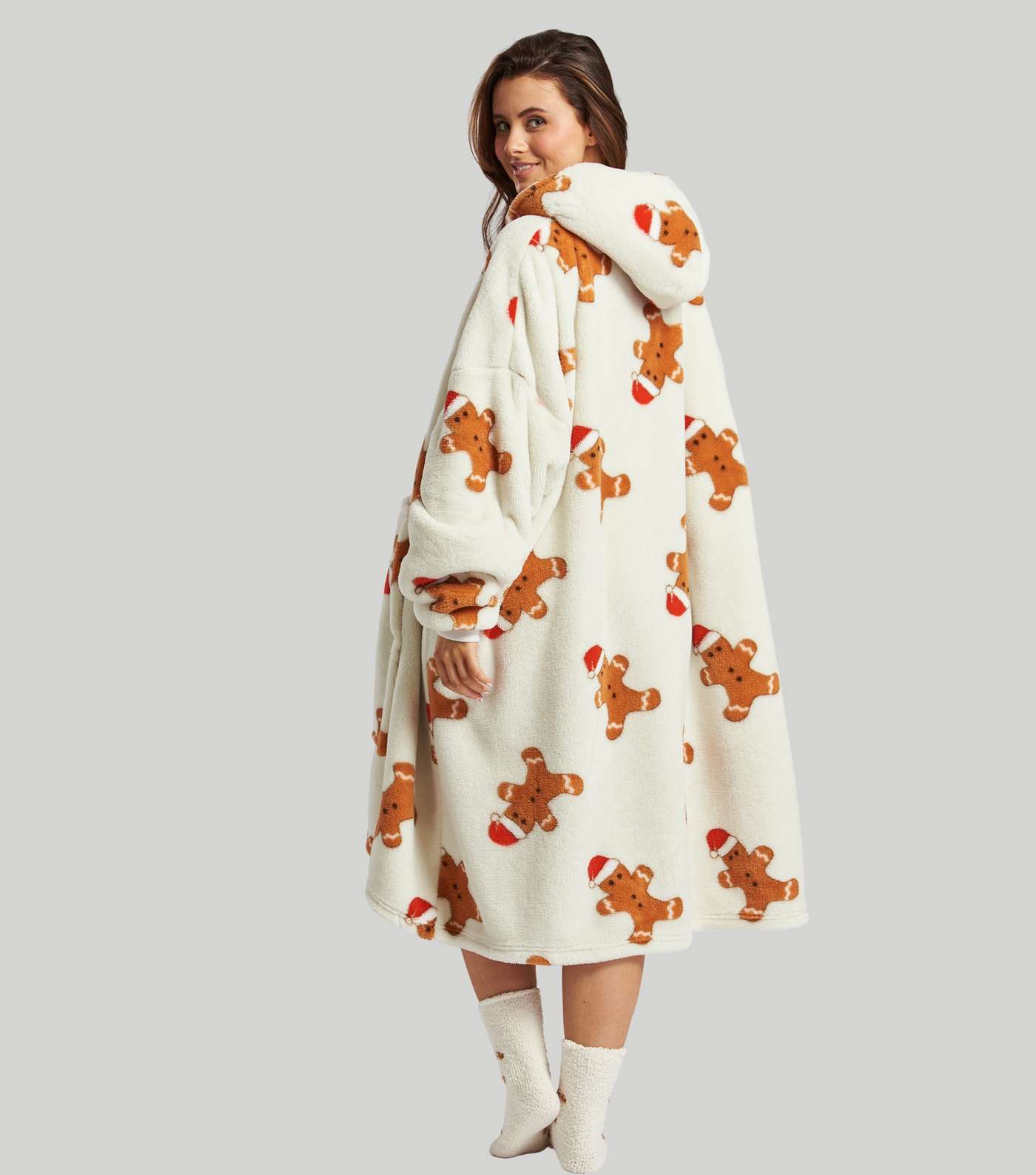 Loungeable Off White Gingerbread Print Fleece Blanket Hoodie Image 5