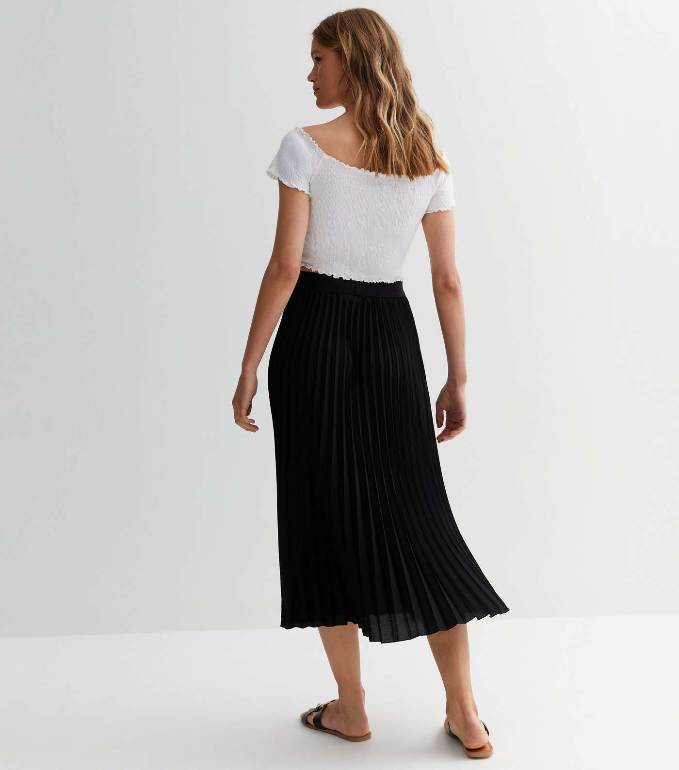 Gini London Black Pleated High Waist Midi Skirt Image 4