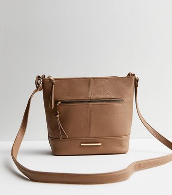 Leather bucket shop bag with zip