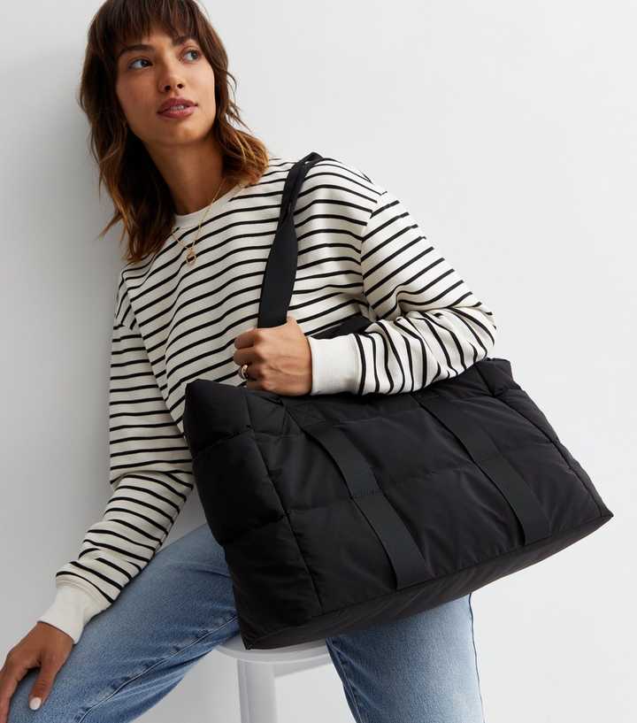 CARGO SPORTY TOTE BAG IN BLACK