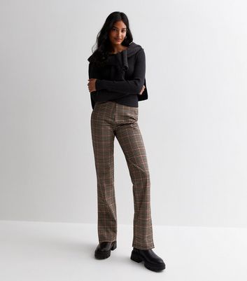 Buy online White Check Print Blazer And Trousers Co-ord from western wear  for Women by Cottinfab for ₹1389 at 64% off | 2024 Limeroad.com