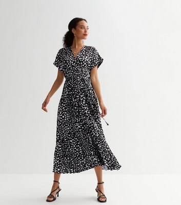 New look hotsell black spot dress