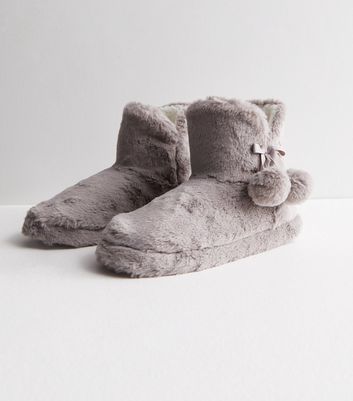 Grey Faux Fur Slipper Boots New Look