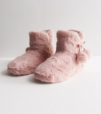 Womens furry deals slipper boots