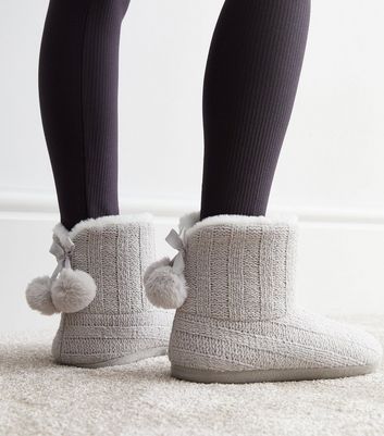 Grey Knit Slipper Boots New Look