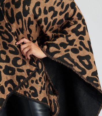 Leopard print hot sale beach wrap