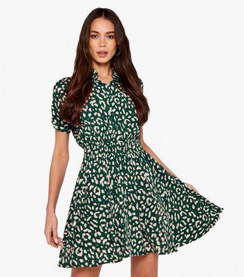 Warehouse green leopard outlet dress