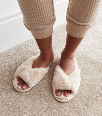 Cream Faux Fur Twist Slider Slippers New Look