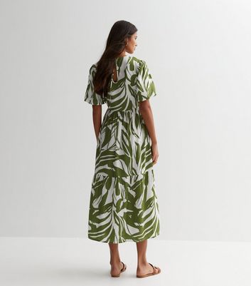 H&m leaf 2024 print dress