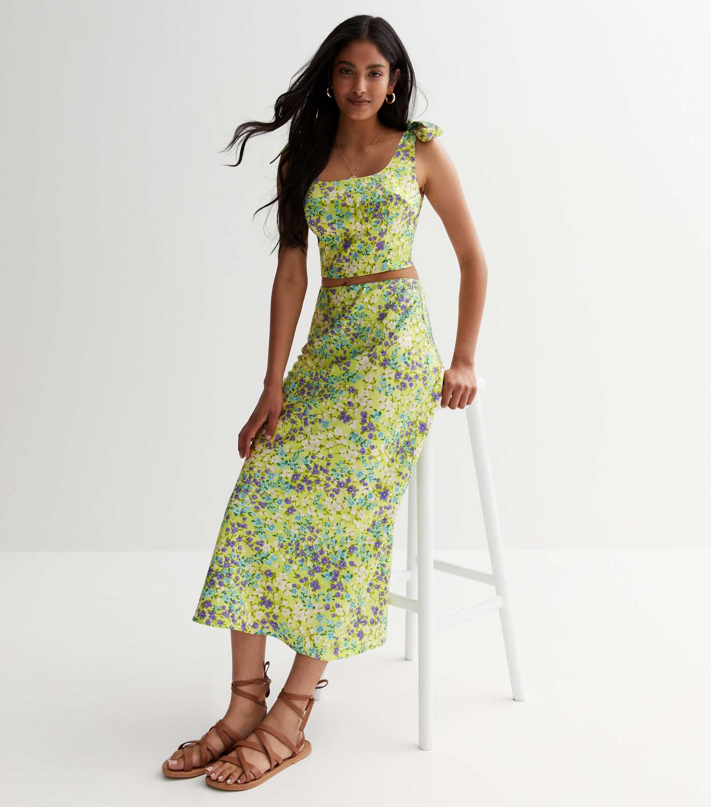 Green Floral Satin Midaxi Skirt Image 2