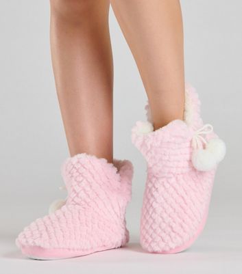 Loungeable Pink Fluffy Slipper Boots New Look