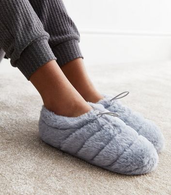 Grey Faux Fur Fluffy Slippers New Look