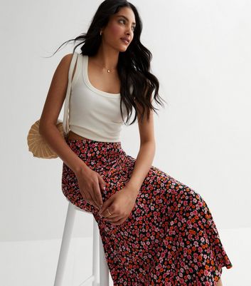 Latest 30 Long Skirts for Women Designs and Patterns Trending Now 2022   Boho outfits Long skirts for women Skirt design