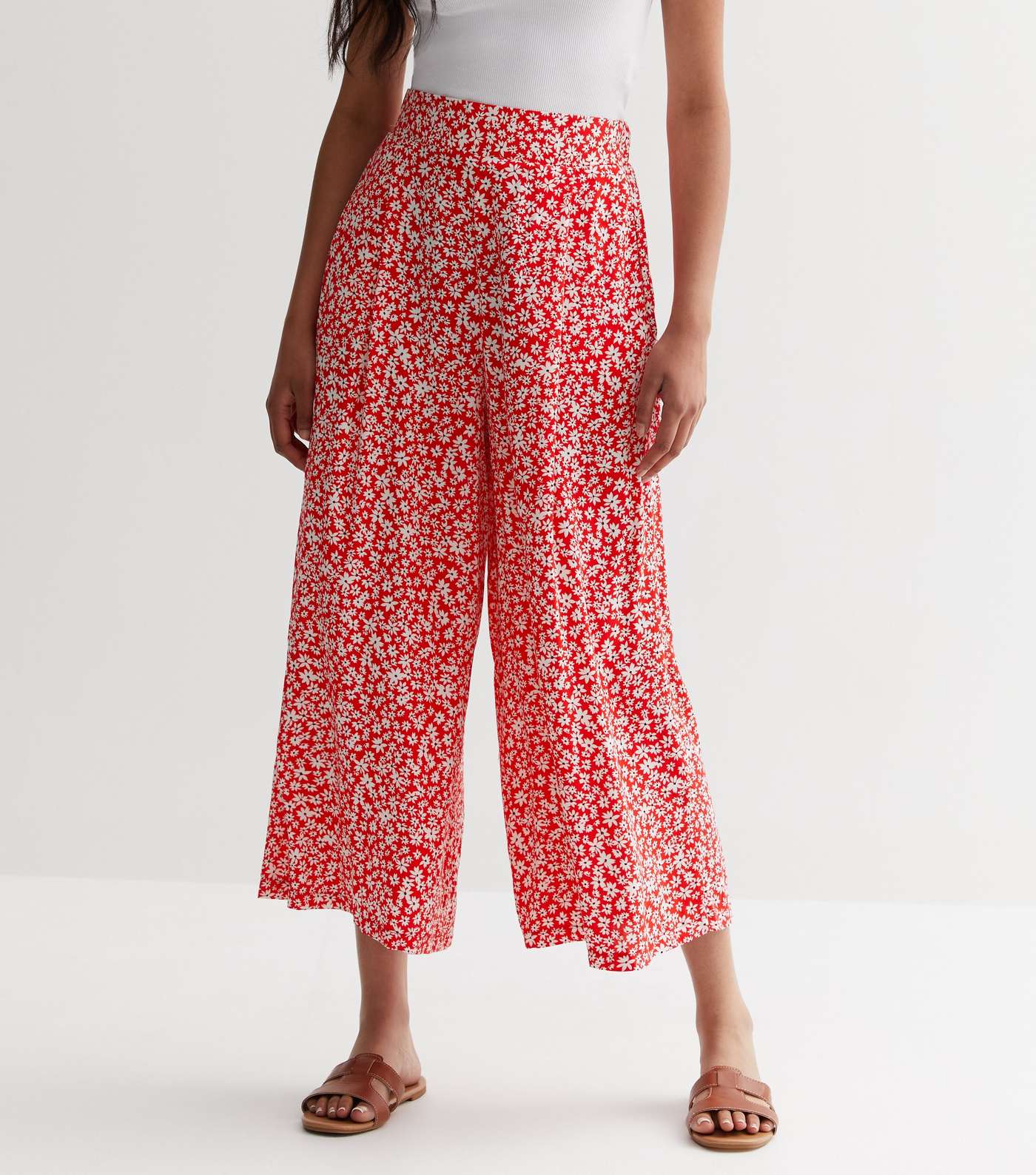 Red Floral Crop Wide Leg Trousers Image 2