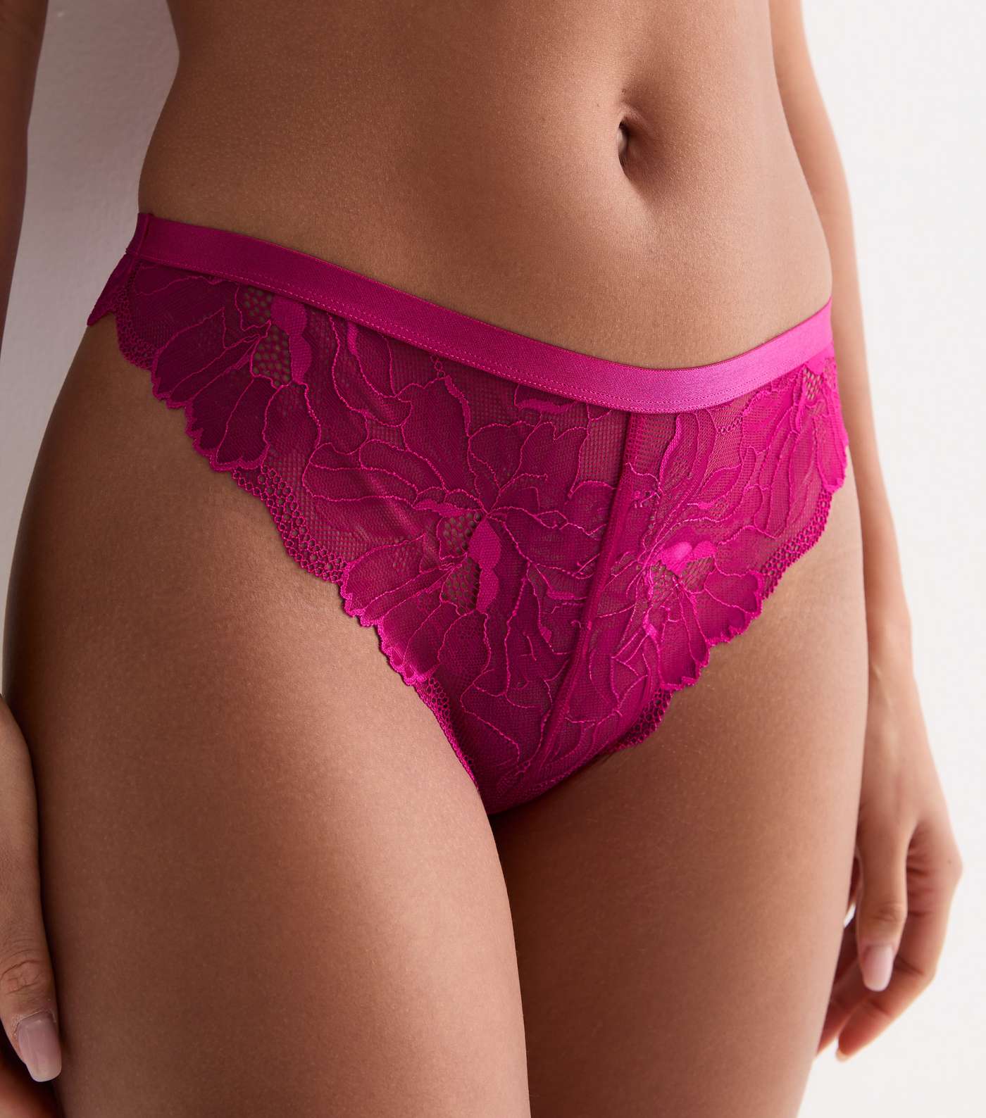2 Pack Pink and White Lace Thongs Image 3