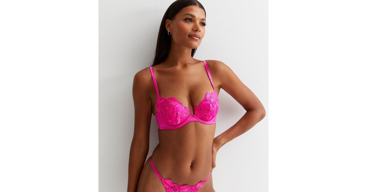 New Look Lace Push Up Bra In Light Pink